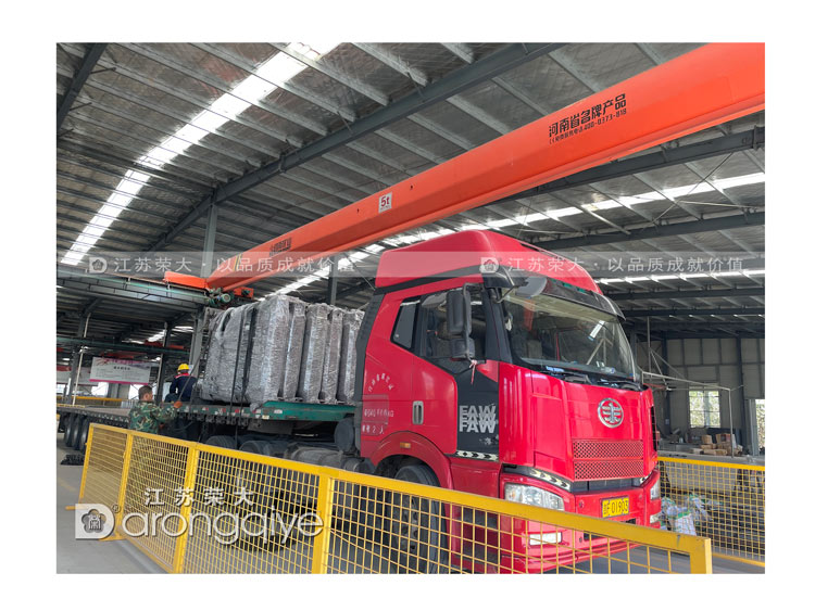 吉林省公交站臺候車亭發貨案例配圖一 吉林省公交站臺候車亭發貨案例配圖一