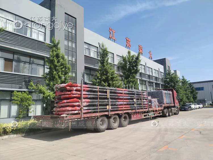 河南智能公交站臺第三批次發貨